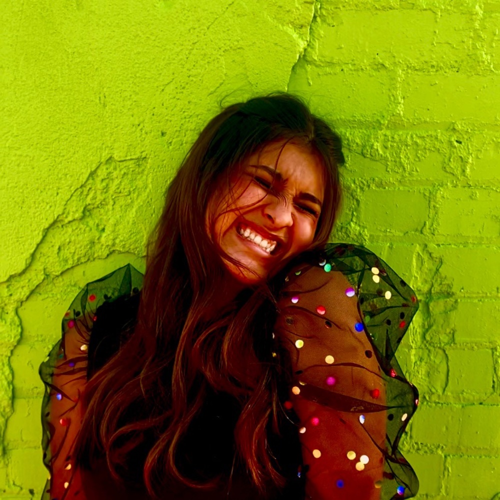 Meet your Posher, Layla